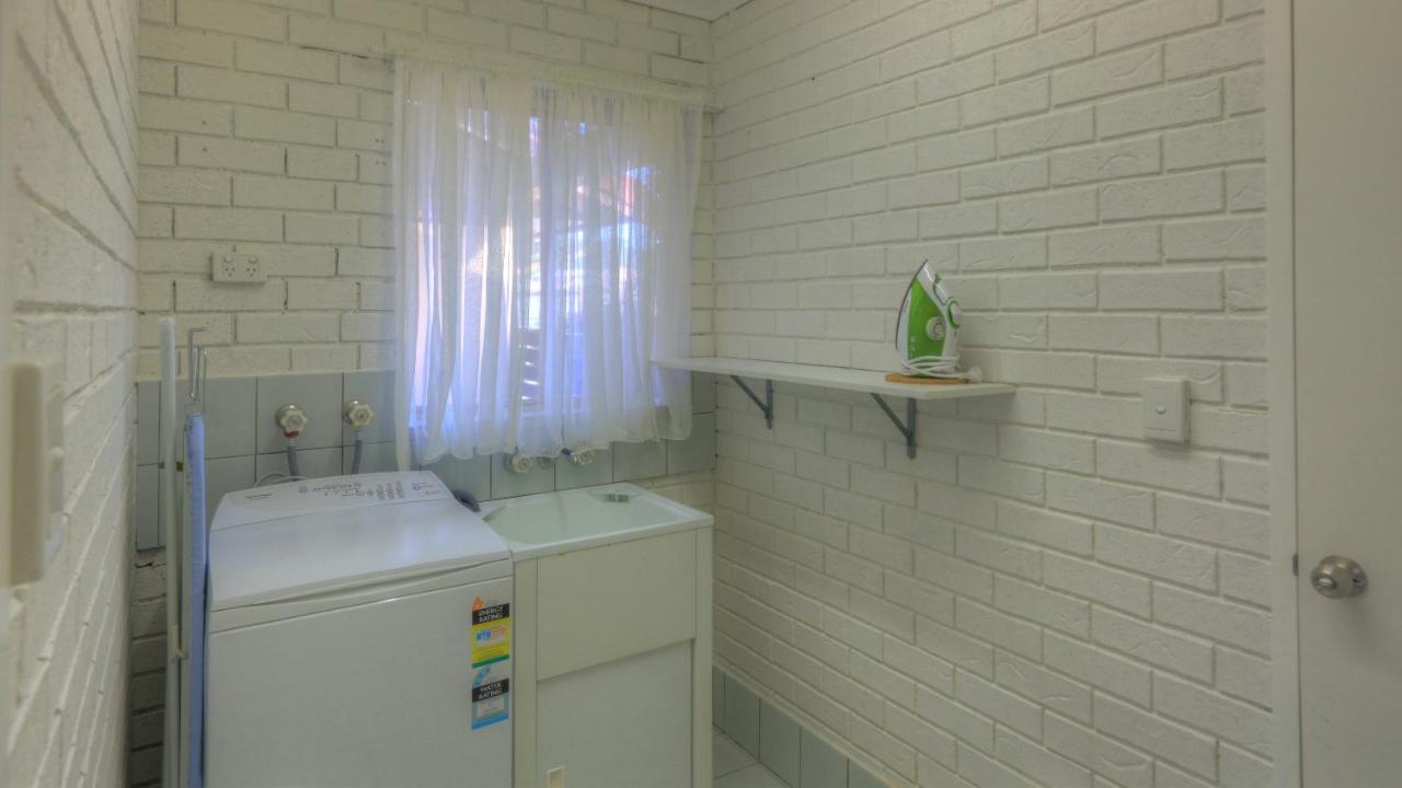 Yamba Motor Inn Экстерьер фото
