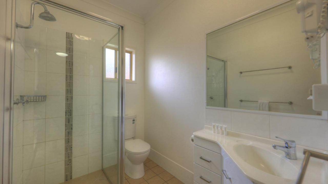 Yamba Motor Inn Экстерьер фото