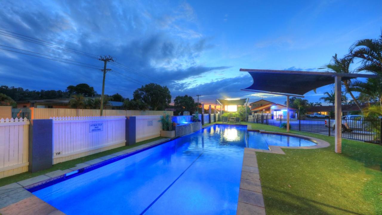 Yamba Motor Inn Экстерьер фото